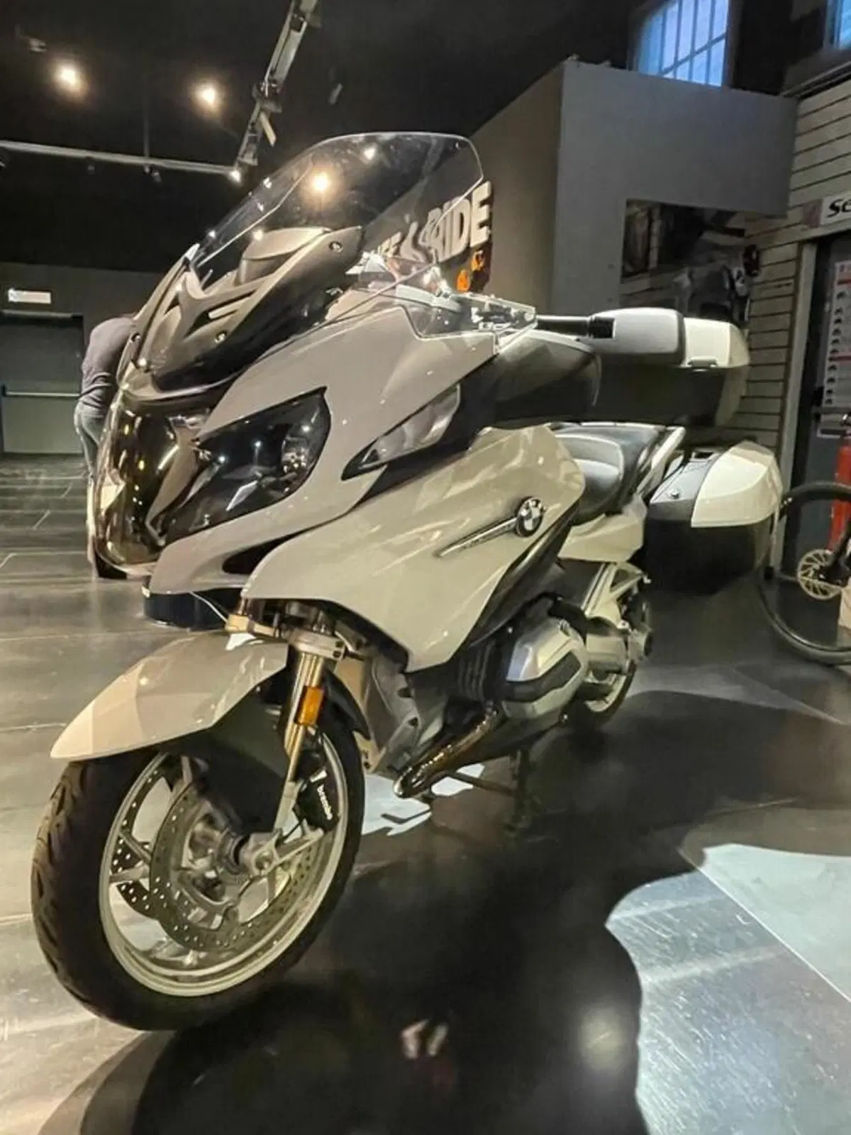 Bmw R 1200 RT (2017 - 18) (6)