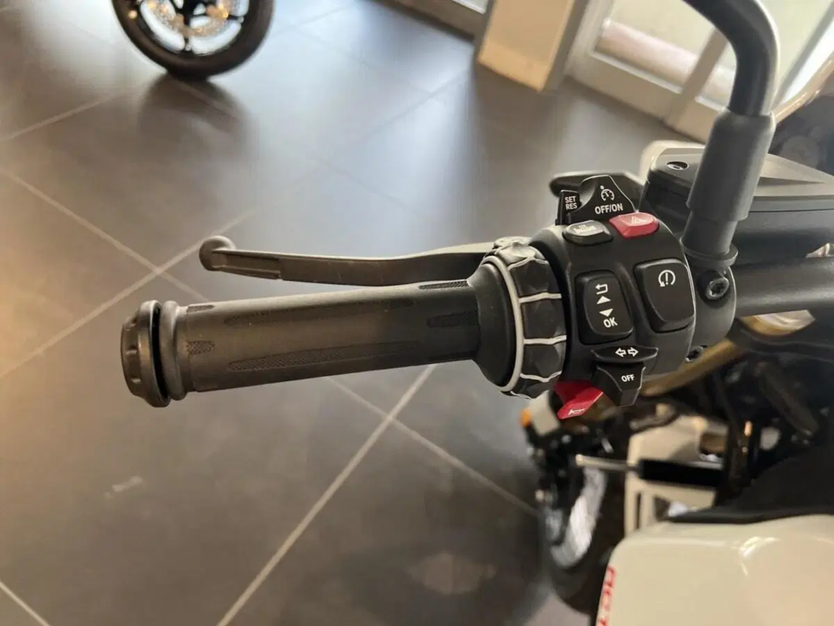 Bmw R 12 G/S (2026 - 27) (10)