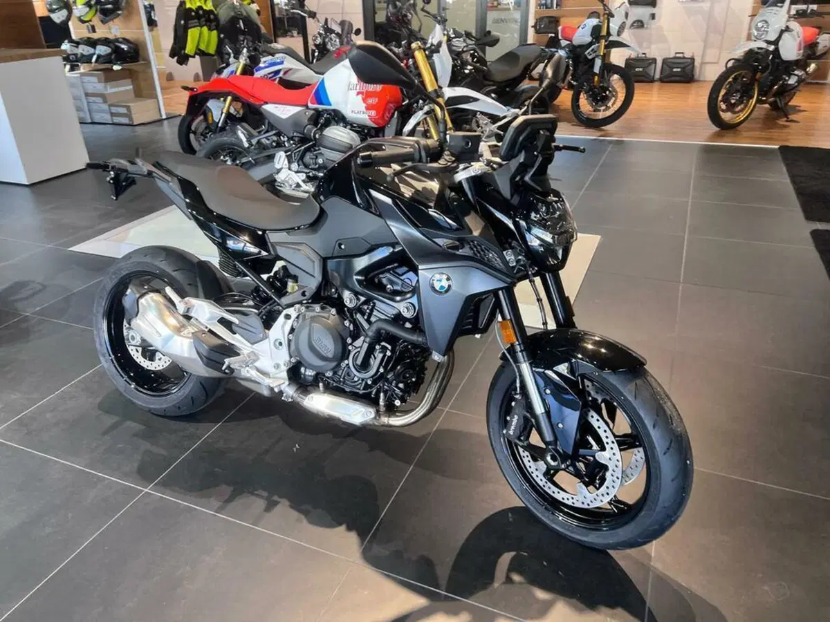 Bmw F 900 R (2025 - 27) (2)
