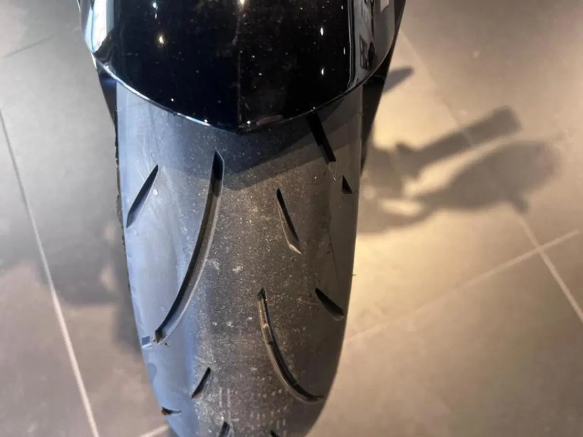 Bmw F 900 R (2025 - 27) (11)