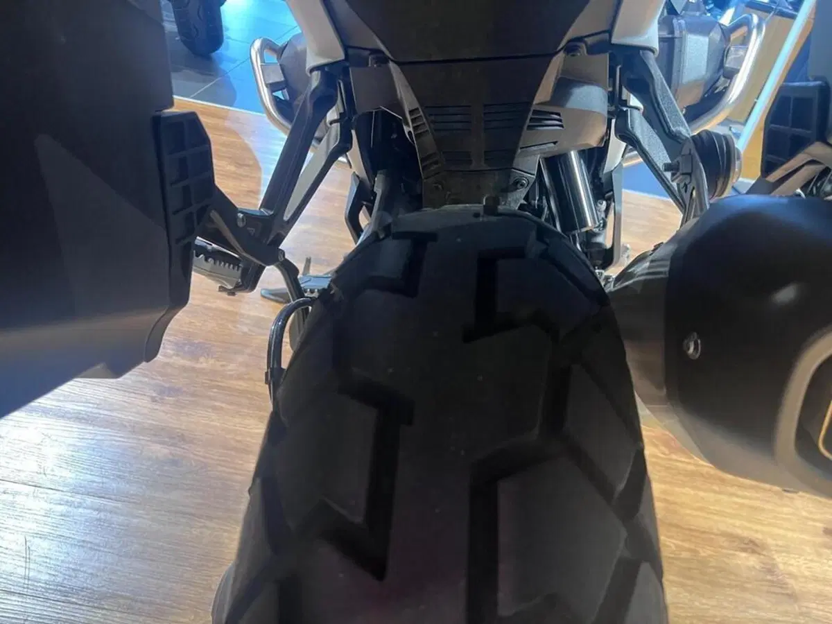 Bmw R 1300 GS (2023 - 26) (14)