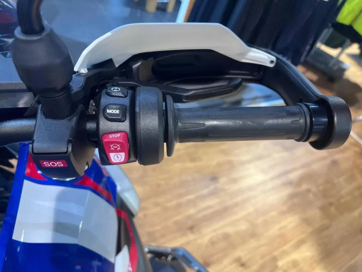 Bmw R 1300 GS (2023 - 26) (12)