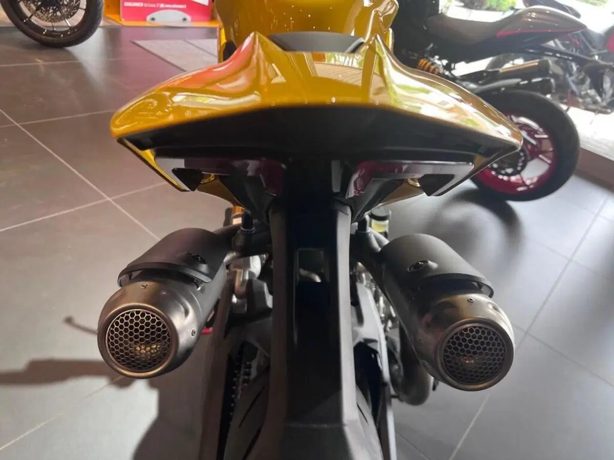 Ducati Streetfighter V2 S (2025 - 26) (7)