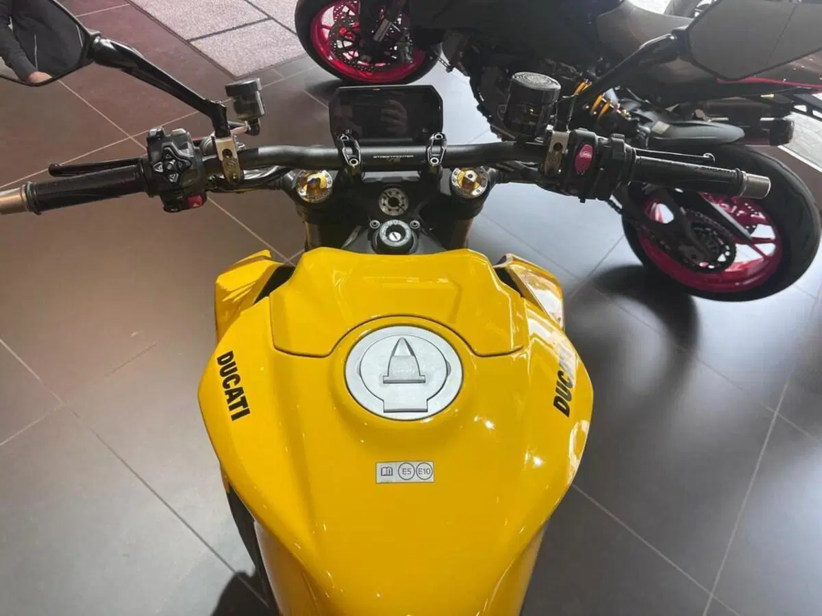 Ducati Streetfighter V2 S (2025 - 26) (6)