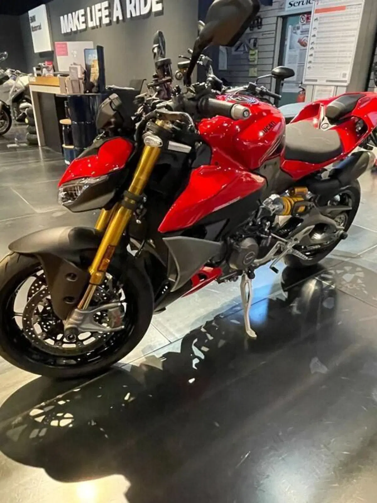Ducati Streetfighter V2 S (2025 - 26) (9)