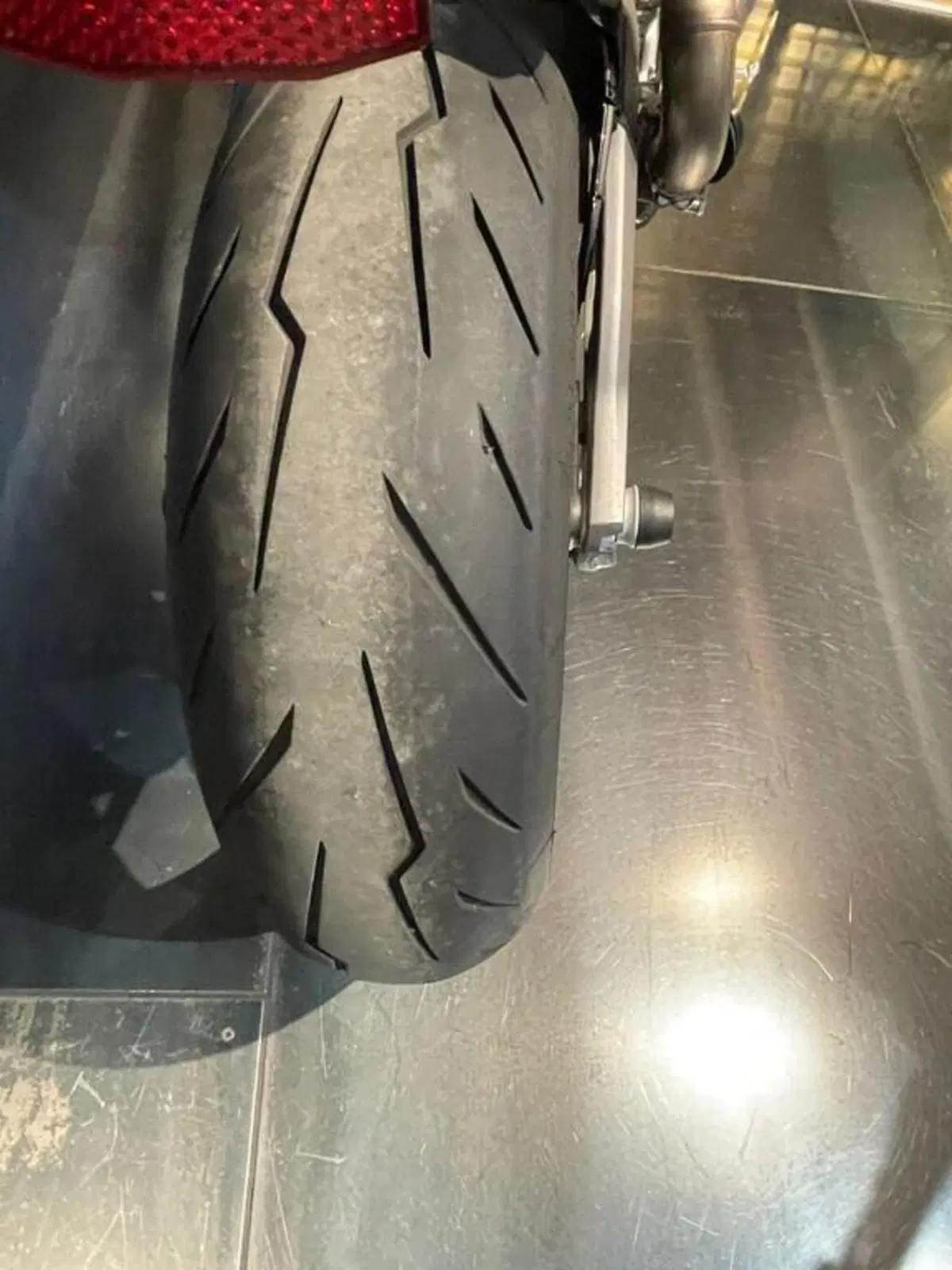 Ducati Streetfighter V2 S (2025 - 26) (5)
