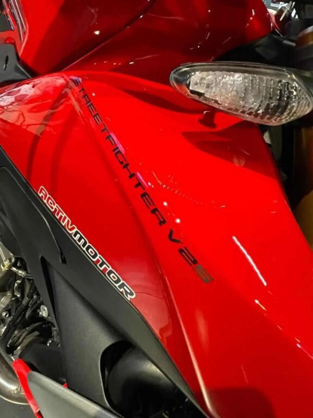 Ducati Streetfighter V2 S (2025 - 26) (4)