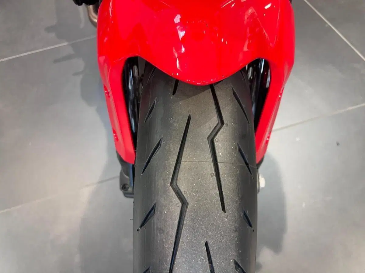 Ducati Monster 890 (2026) (11)