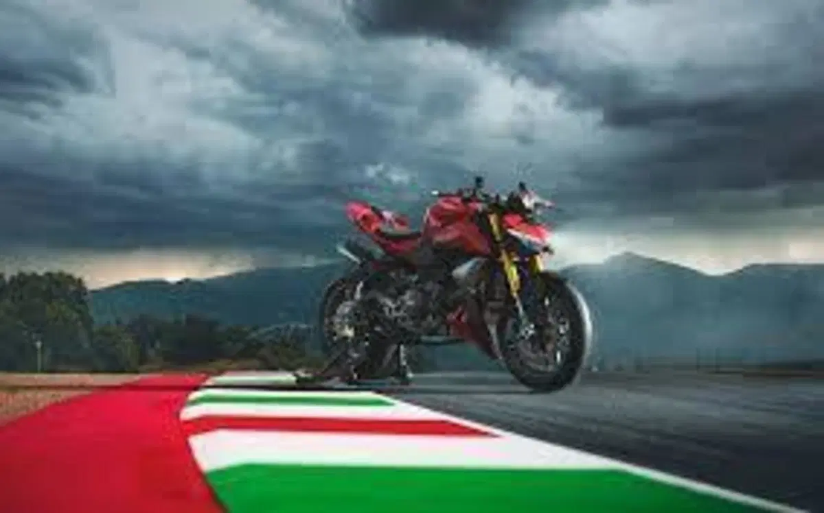 Ducati Streetfighter V2 S (2025 - 26) (4)