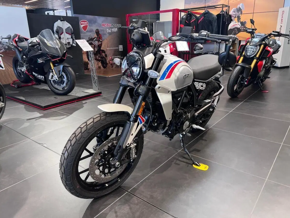 Ducati Scrambler 800 Icon (2025 - 26) (3)