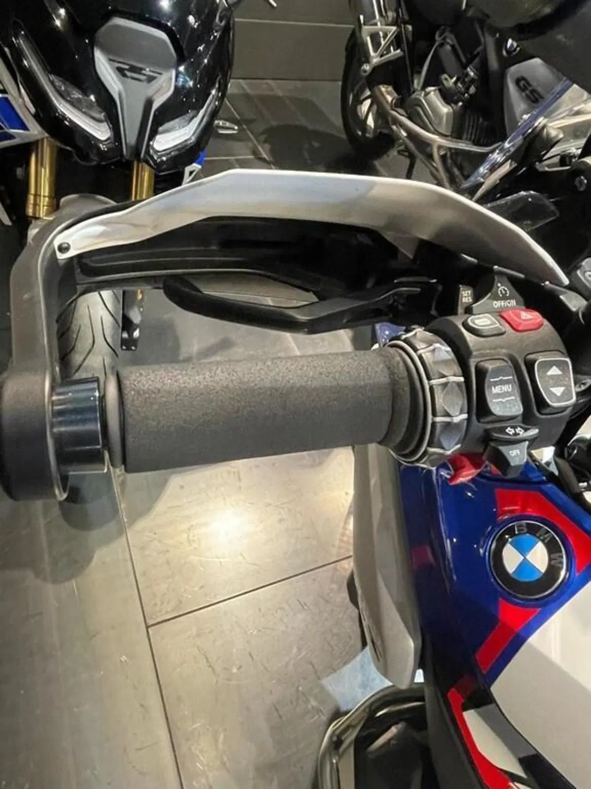 Bmw R 1300 GS (2023 - 26) (5)