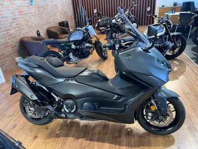 Yamaha T-Max 560 (2025 - 26) usata