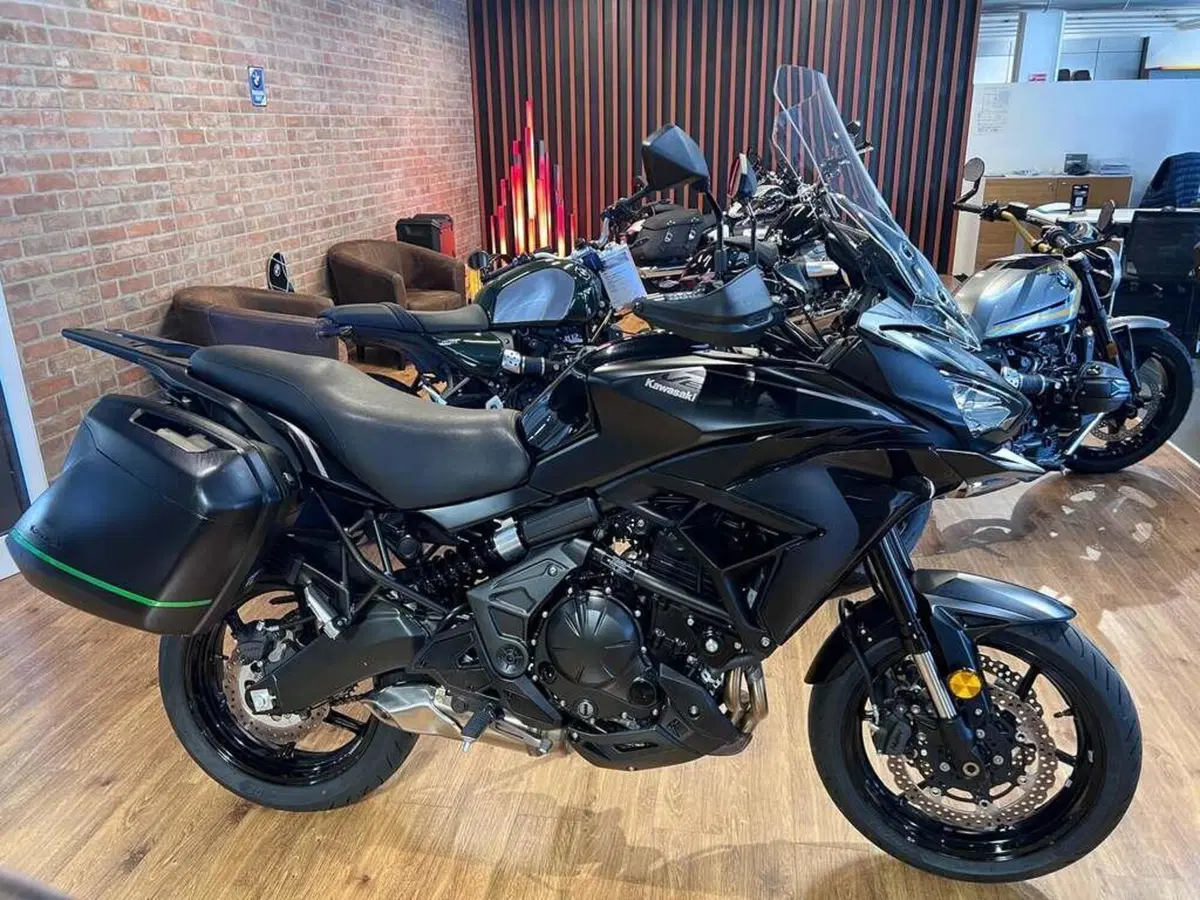 Kawasaki Versys 650 Tourer Plus (2025 - 26)