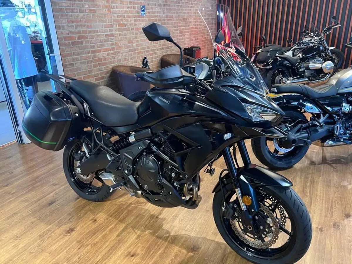 Kawasaki Versys 650 Tourer Plus (2025 - 26) (2)