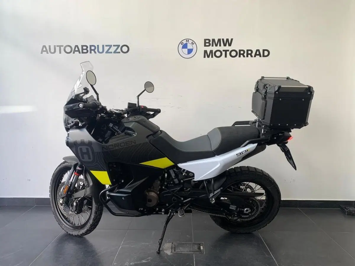 Husqvarna Norden 901 (2022 - 26) (4)