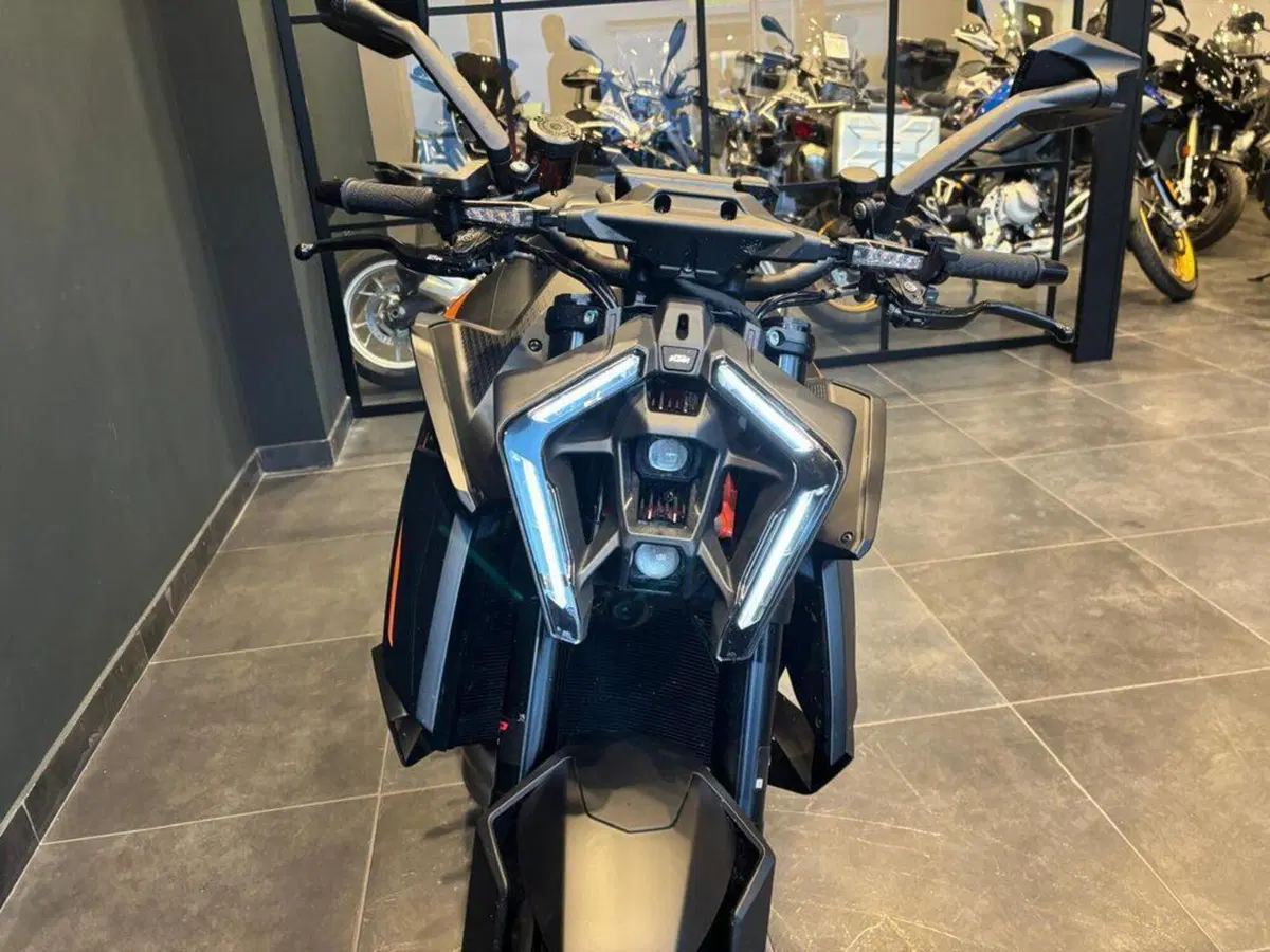 KTM 1390 Super Duke R EVO (2024 - 26) (5)