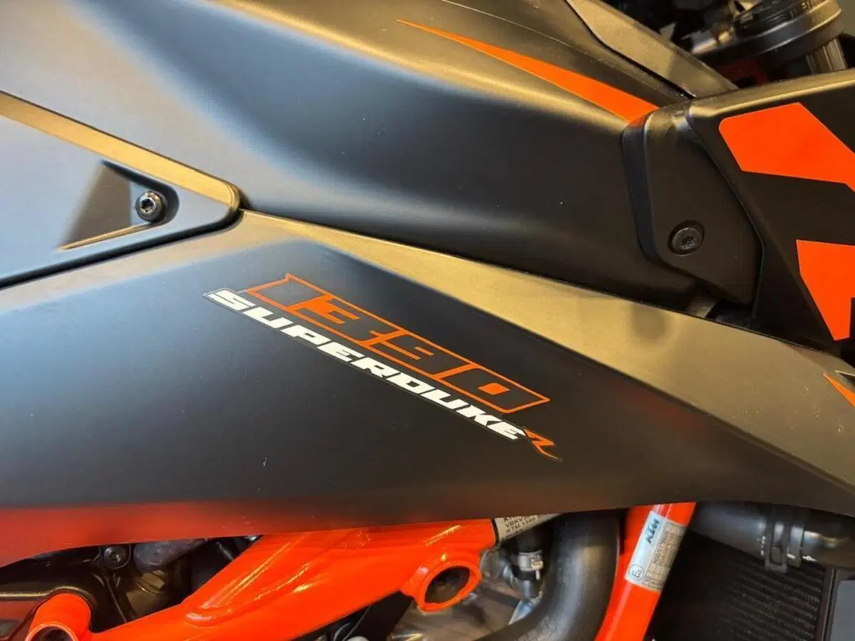 KTM 1390 Super Duke R EVO (2024 - 26) (11)
