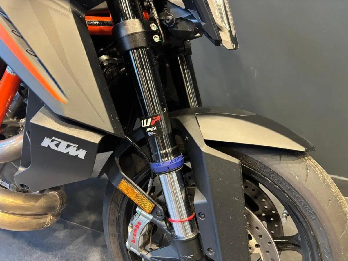 KTM 1390 Super Duke R EVO (2024 - 26) (9)