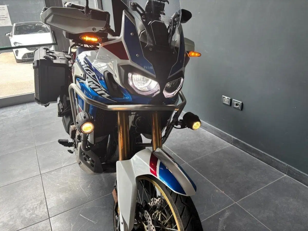 Honda Africa Twin CRF 1000L Adventure Sports DCT (2018 - 19) (5)