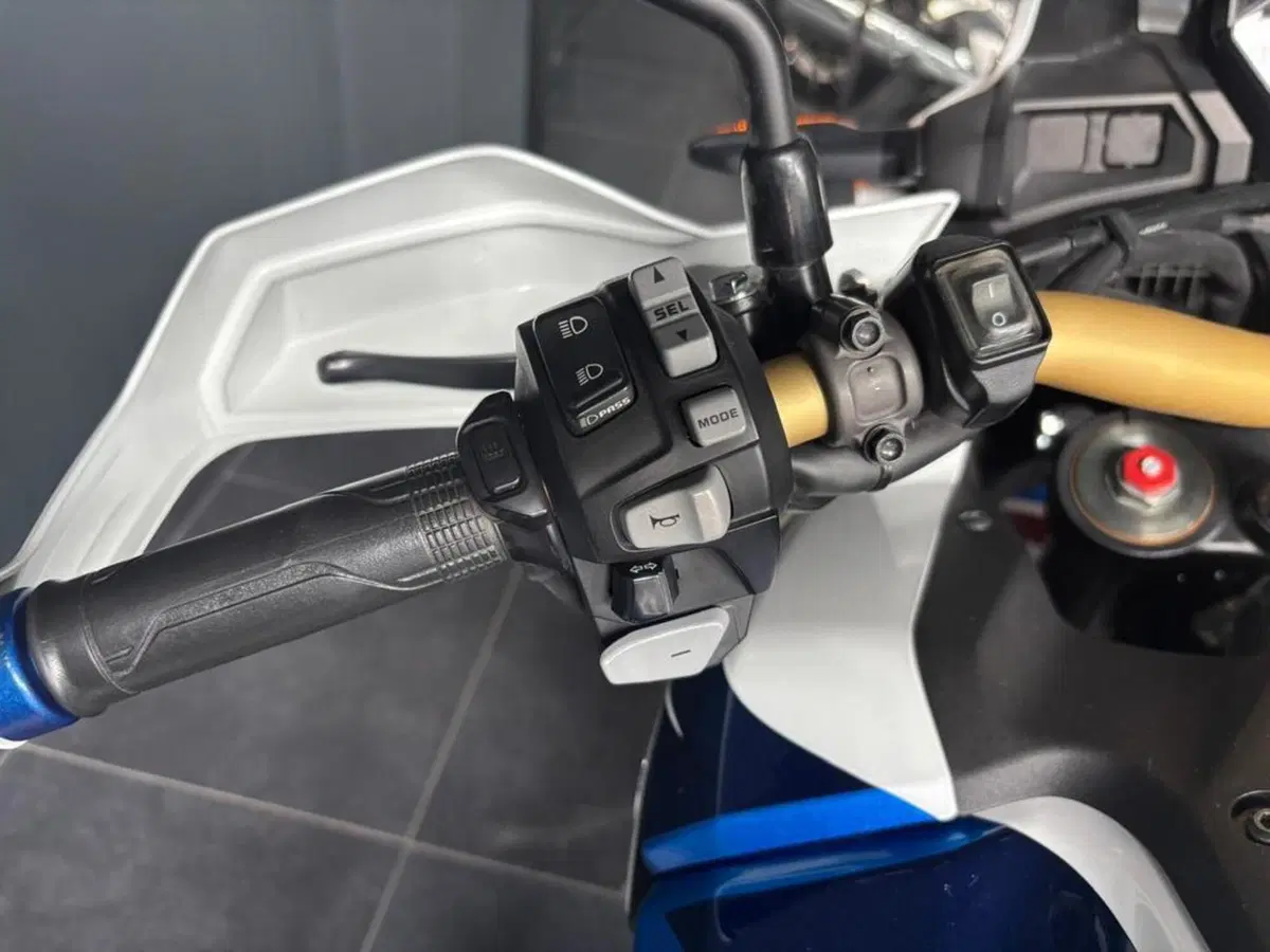 Honda Africa Twin CRF 1000L Adventure Sports DCT (2018 - 19) (8)