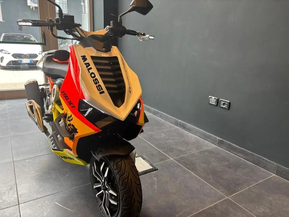 Italjet Moto Dragster 300 (2024) (8)