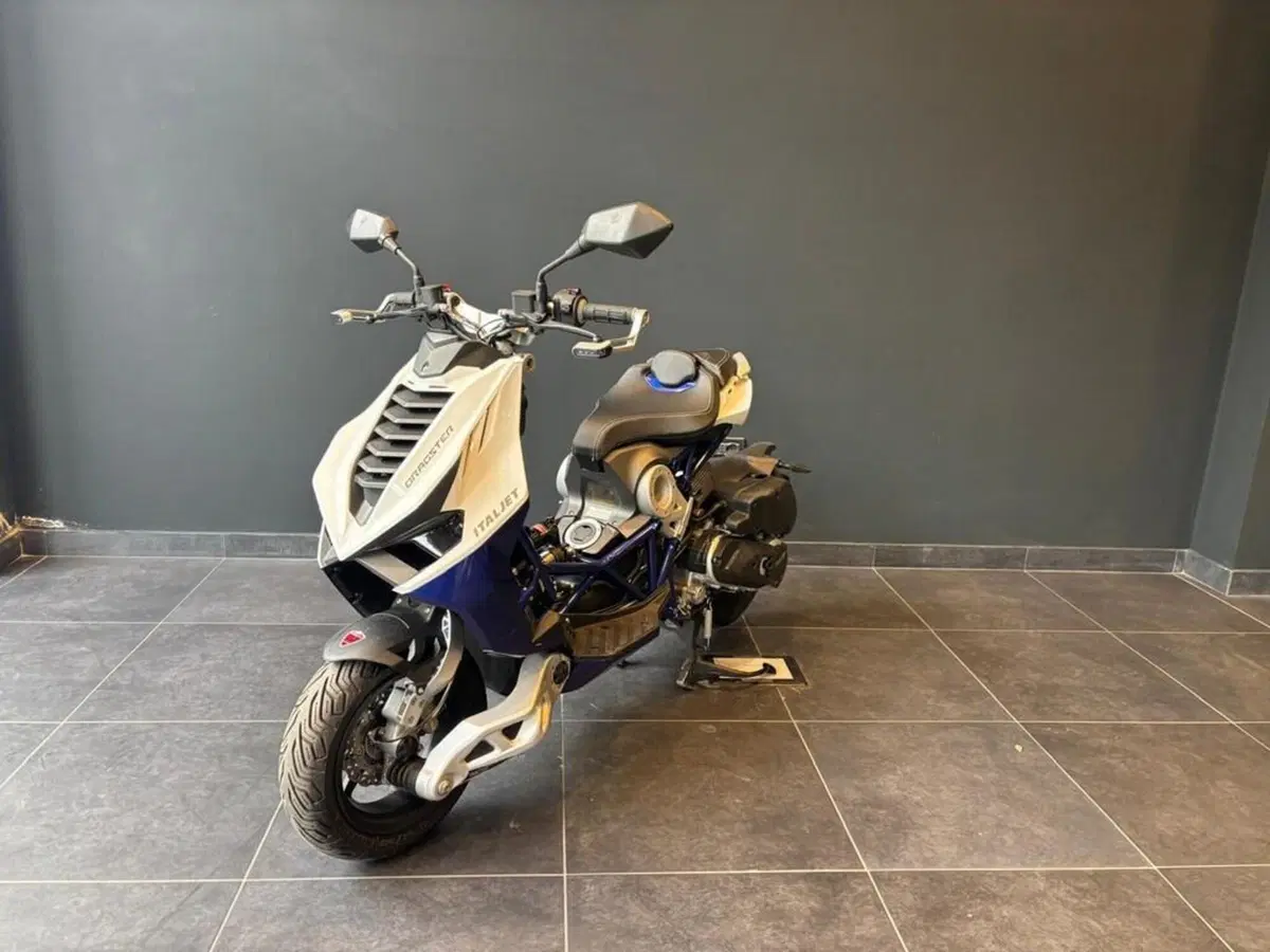Italjet Moto Dragster 200 (2022 - 24) (3)