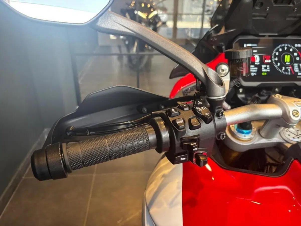 Ducati Multistrada V4 Pikes Peak (2021 - 24) (7)