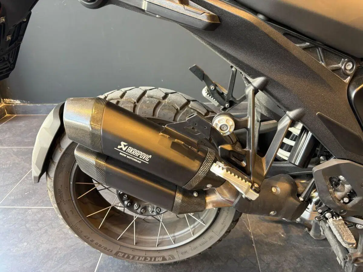 Bmw R 1300 GS Triple Black (2023 - 26) (9)