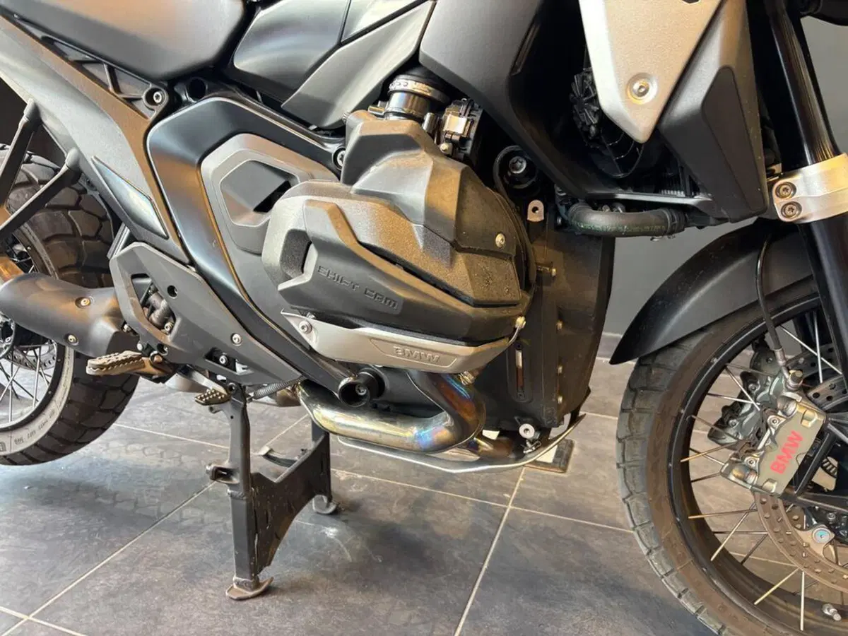 Bmw R 1300 GS Triple Black (2023 - 26) (10)