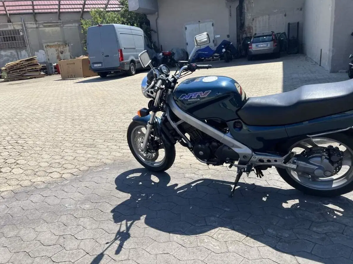 Honda NTV 650 R (1994 - 98) (7)