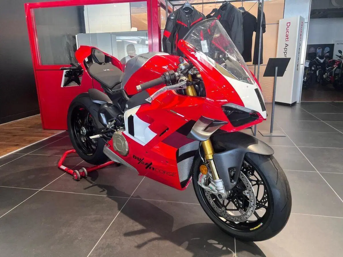 Ducati Panigale V4 R (2023 - 24) (2)
