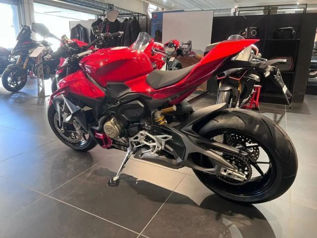 Ducati Streetfighter V4 1100 (2021 - 22) (6)