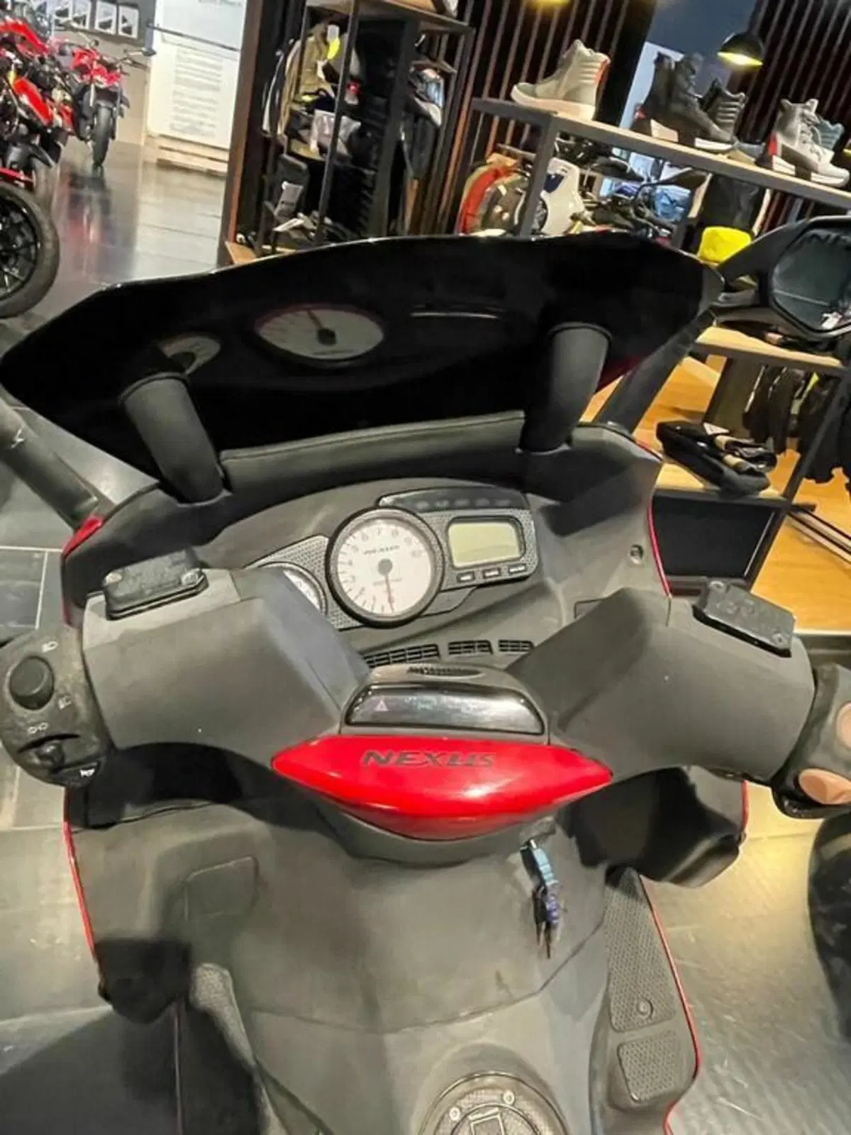 Gilera Nexus 500 (2003 - 05) (10)