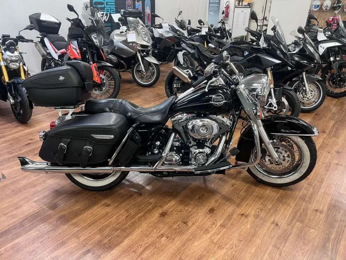 Harley-Davidson 1584 Road King Classic (2007 - 10) - FLHRC