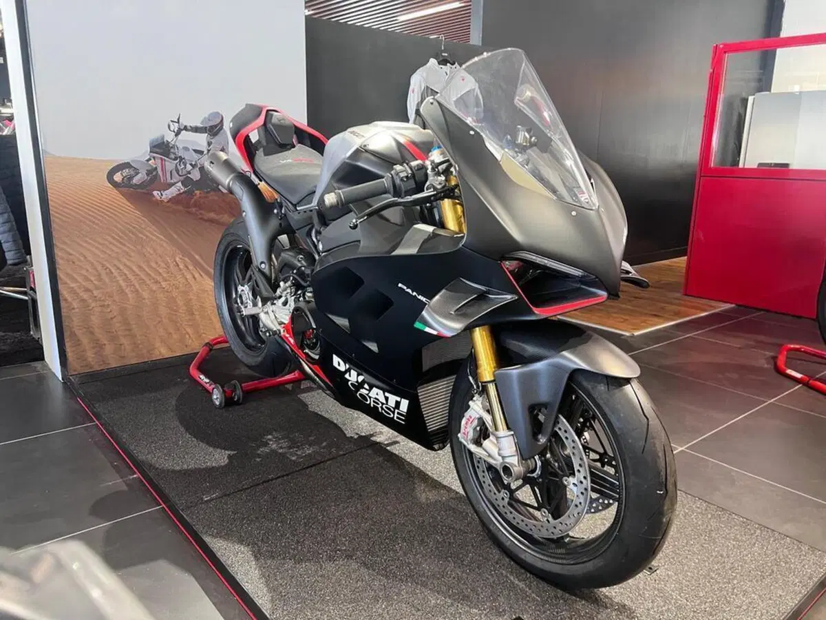 Ducati Panigale V4 1100 SP2 (2022 - 23) (2)