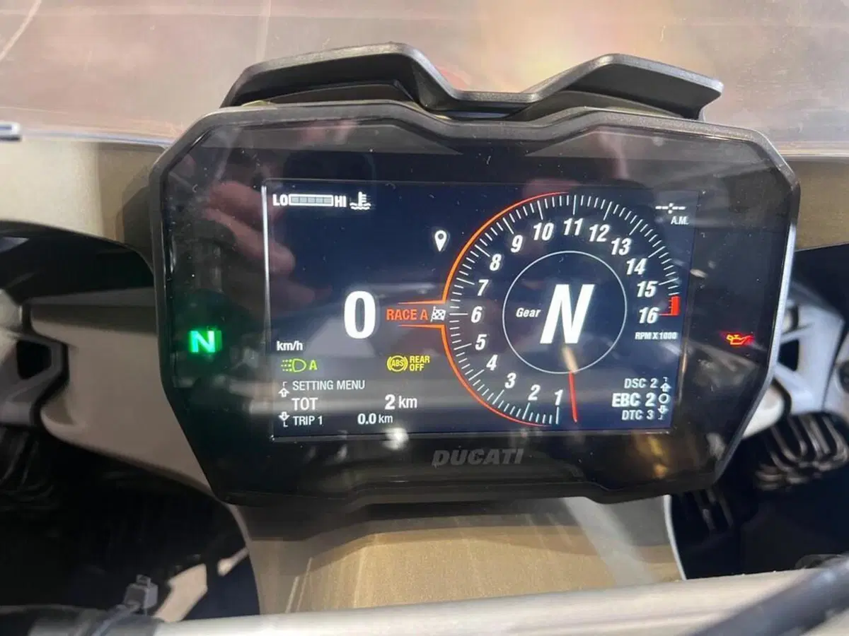 Ducati Panigale V4 1100 SP2 (2022 - 23) (6)
