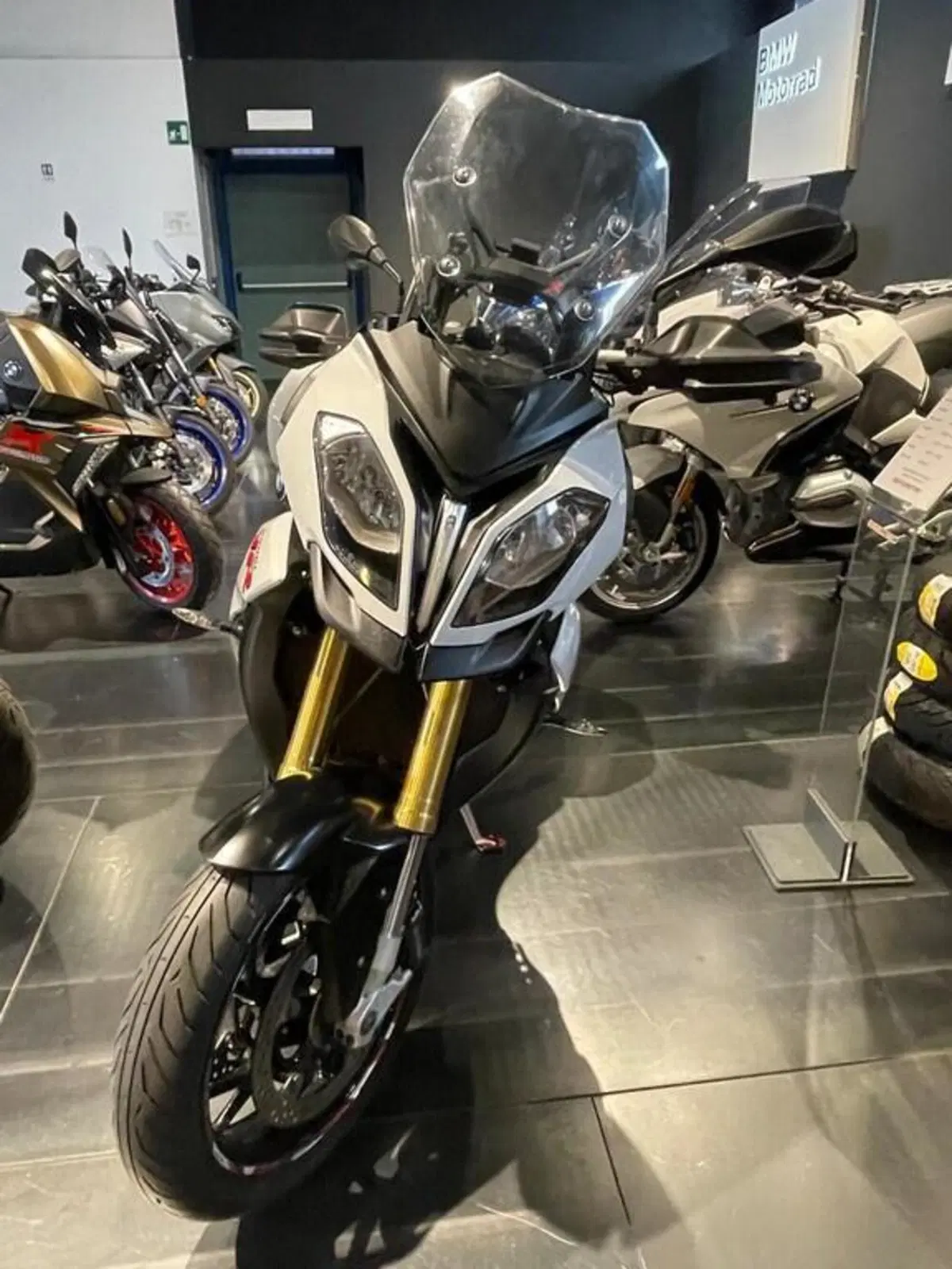 Bmw S 1000 XR (2015 - 16) (9)