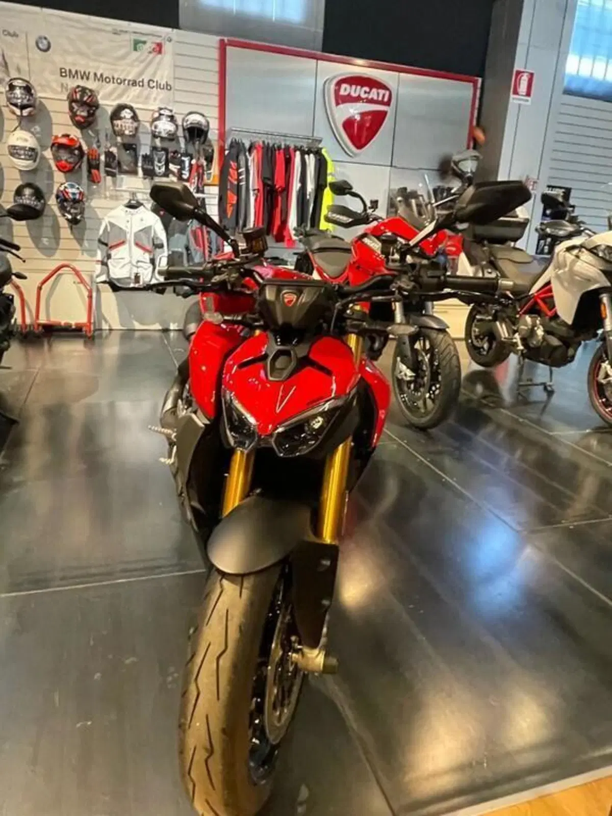 Ducati Streetfighter V2 S (2025 - 26) (3)