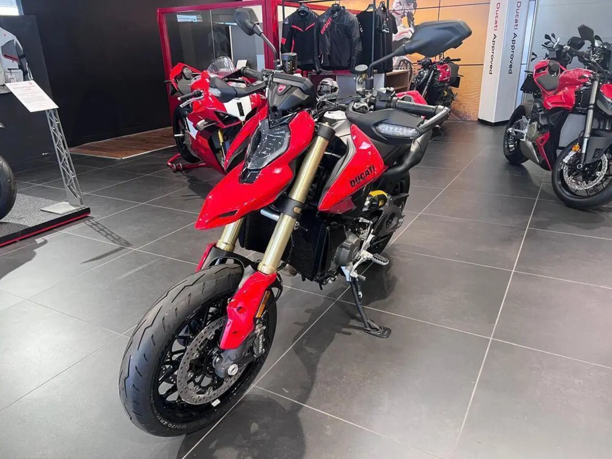 Ducati Hypermotard V2 (2026) (4)