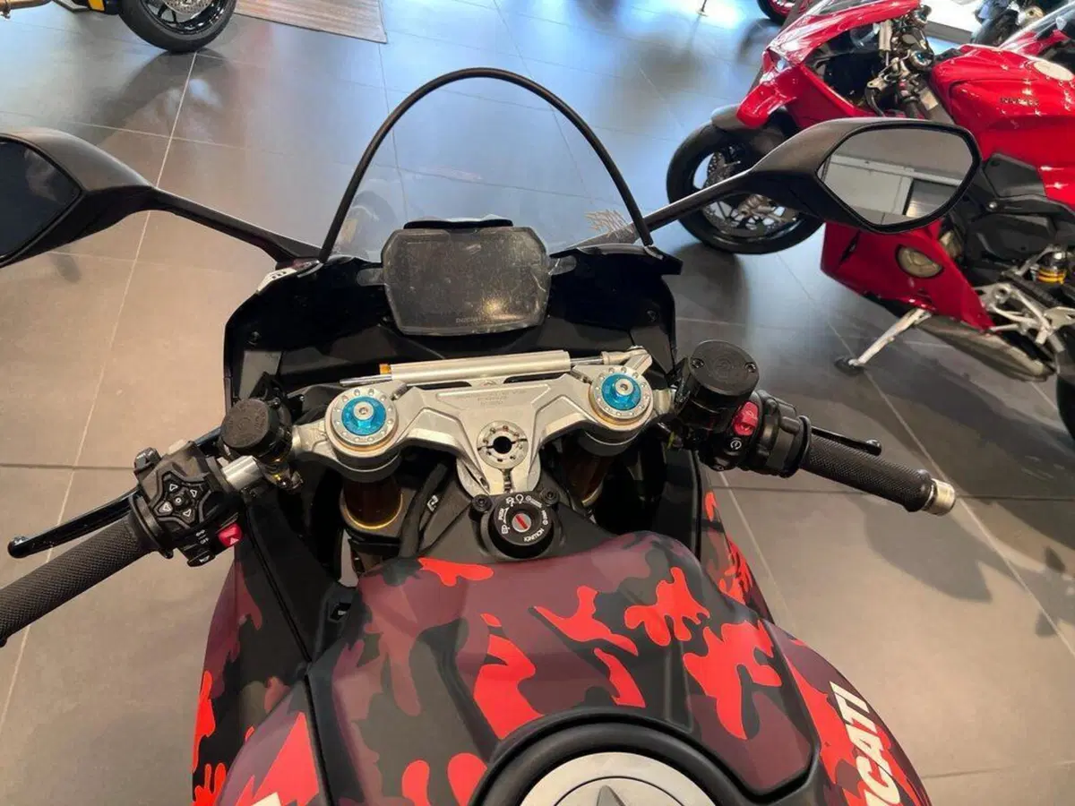 Ducati Panigale V2 FB63 (2026) (9)