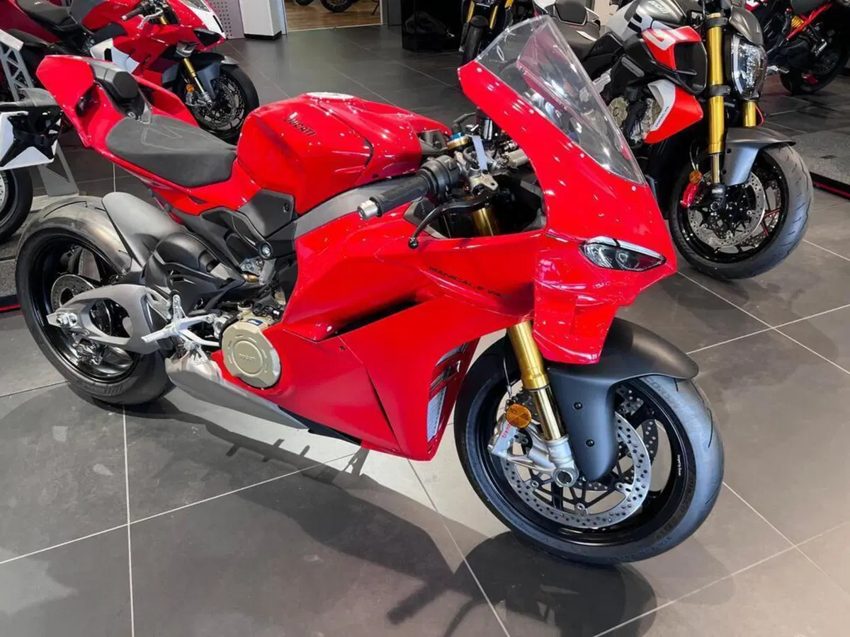 Ducati Panigale V4 S (2025 - 26) (2)