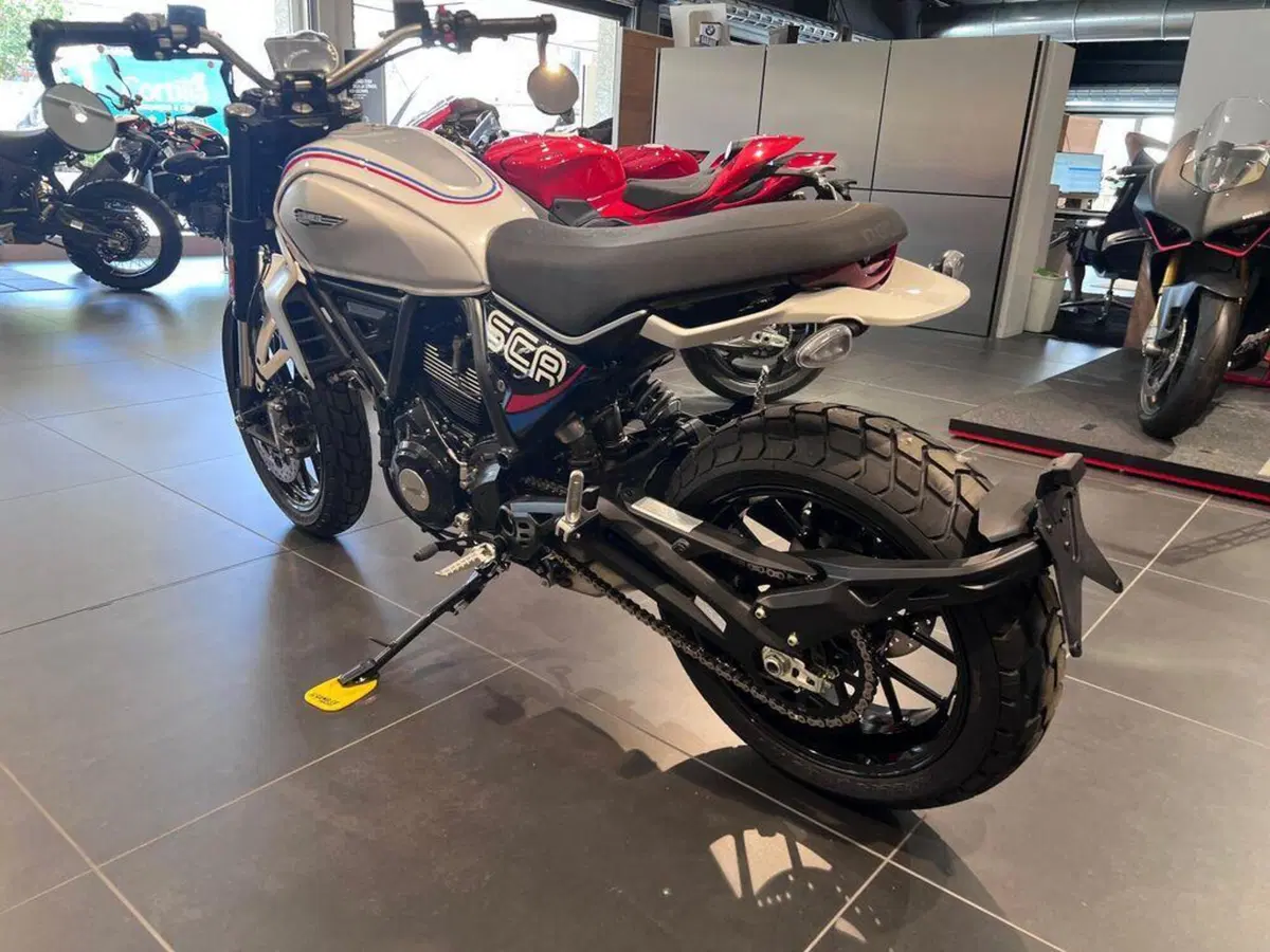 Ducati Scrambler 800 Icon (2025 - 26) (5)
