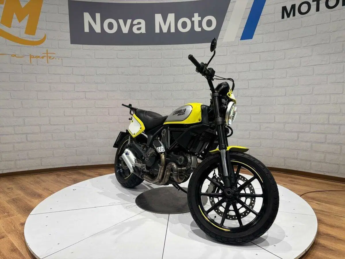 Ducati Scrambler 800 Flat Track Pro (2016 - 17) (4)