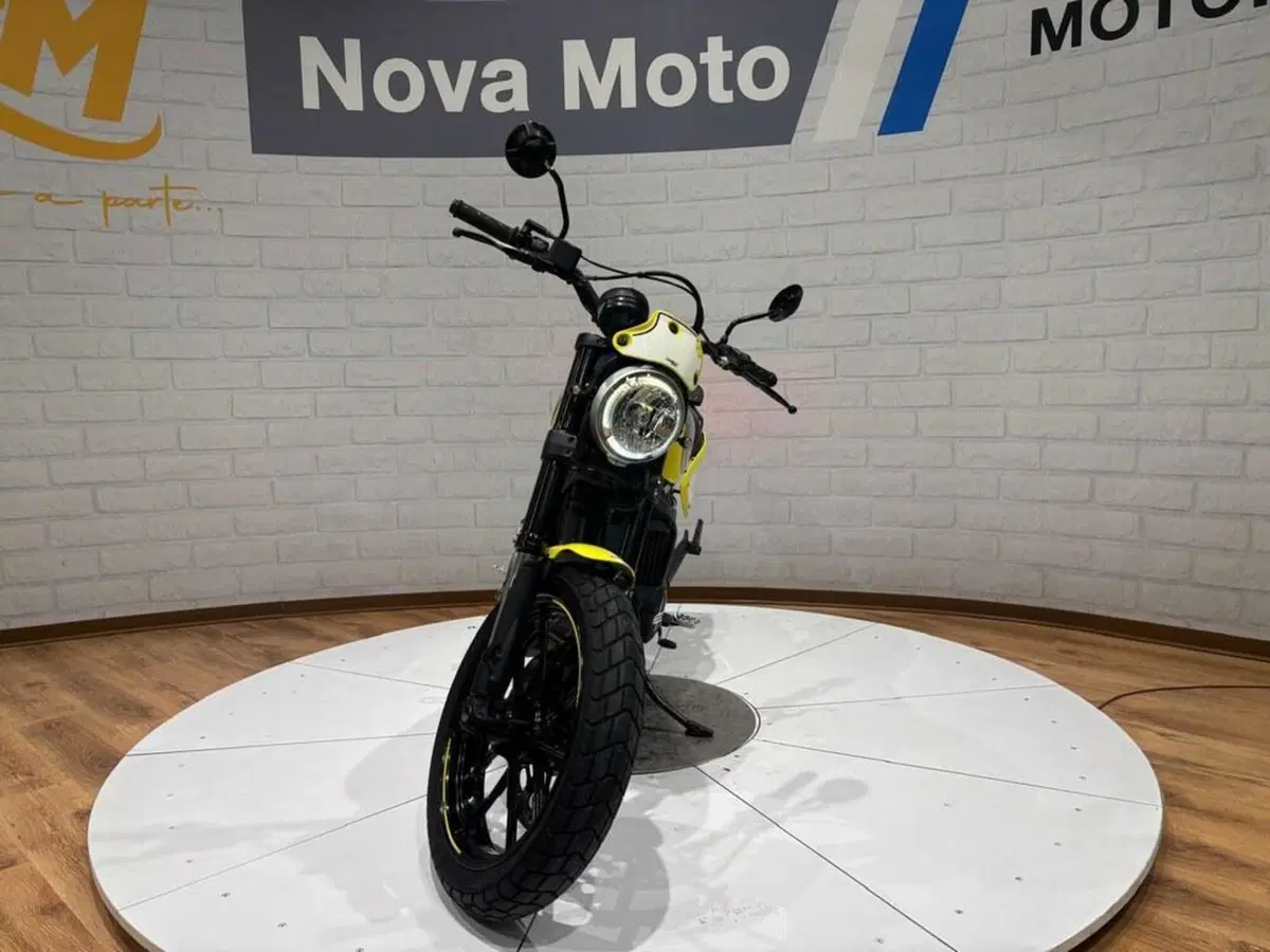 Ducati Scrambler 800 Flat Track Pro (2016 - 17) (3)