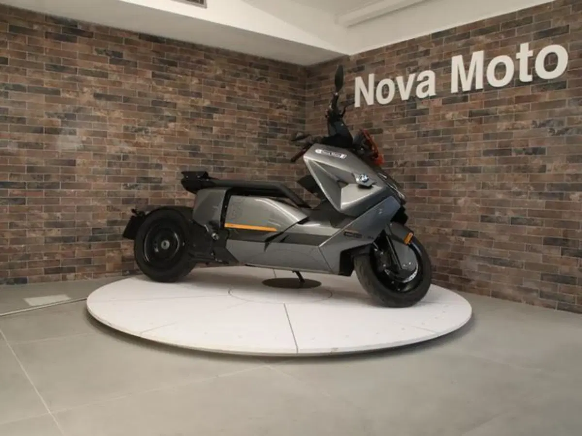 Bmw CE 04 (2021 - 25) (7)