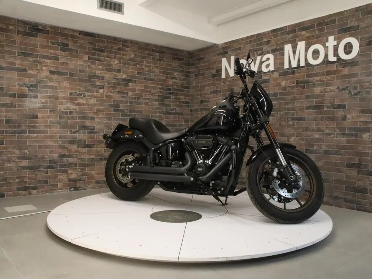 Harley-Davidson 114 Low Rider S (2020) - FXLRS (6)