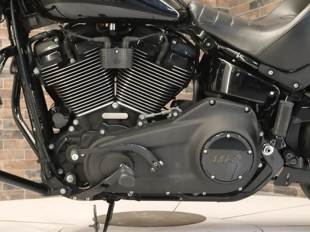 Harley-Davidson 114 Low Rider S (2020) - FXLRS (12)