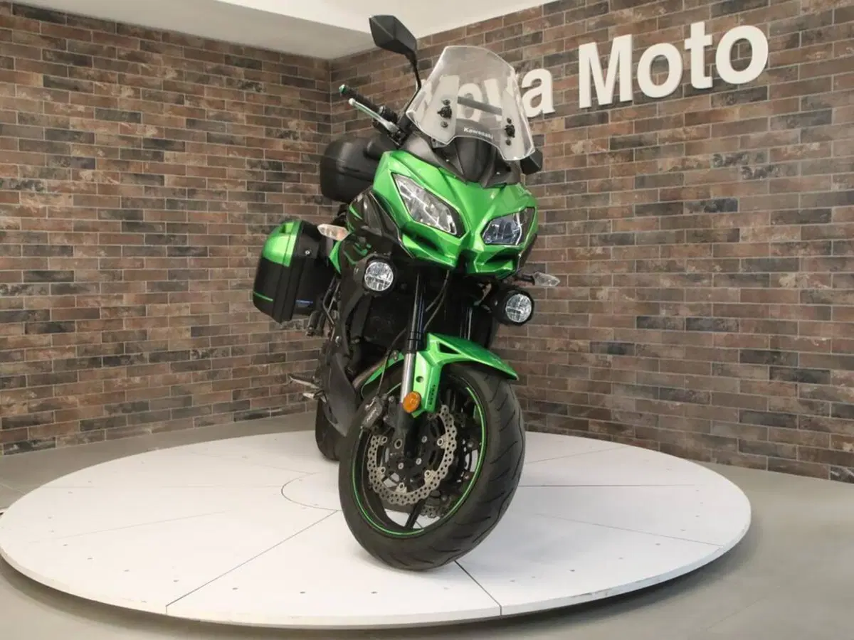 Kawasaki Versys 650 SE (2017) (4)
