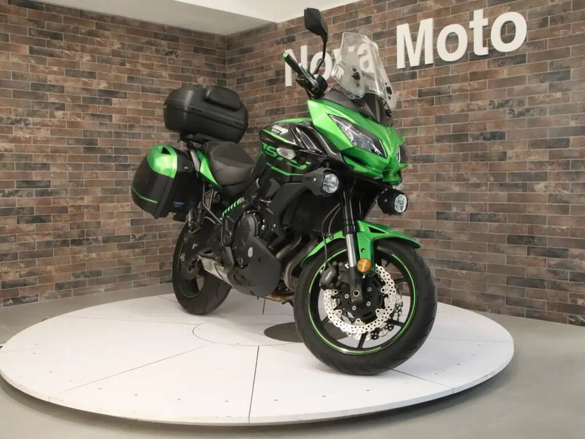 Kawasaki Versys 650 SE (2017) (5)