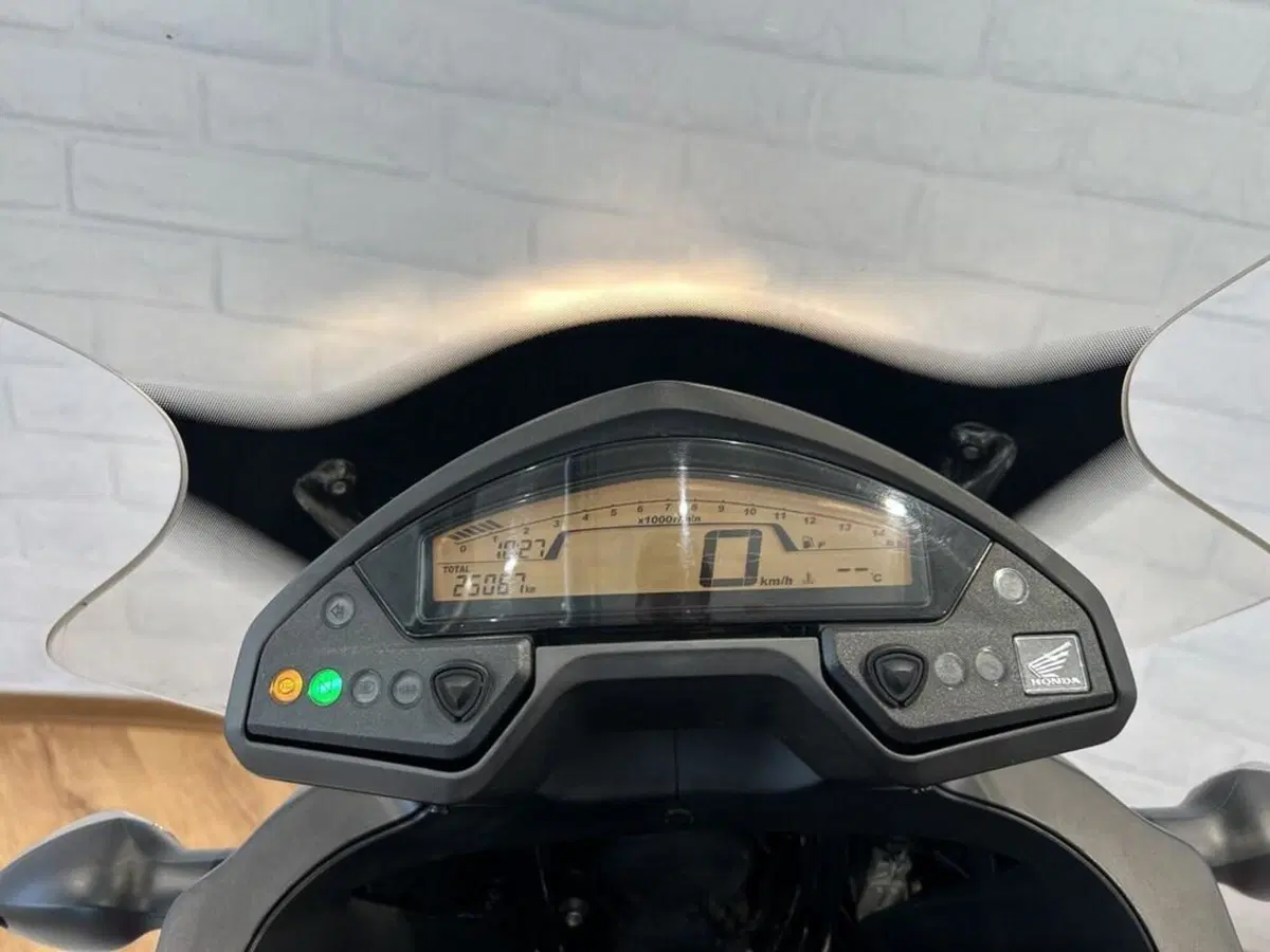 Honda Crossrunner ABS (2010 - 14) (8)